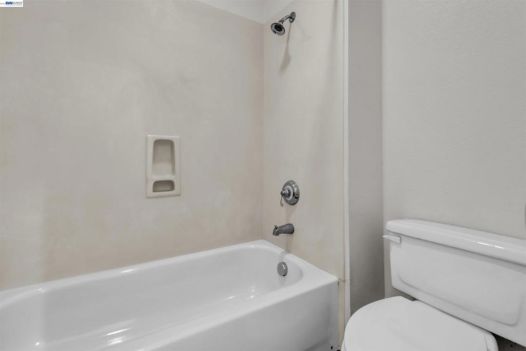2630 Annette Ct Property Photo 34