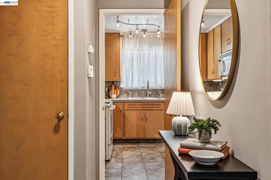 1500 Alameda D Property Photo 10