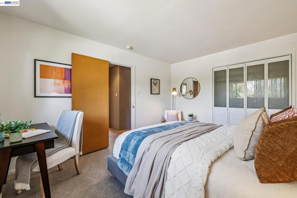 1500 Alameda D Property Photo 16