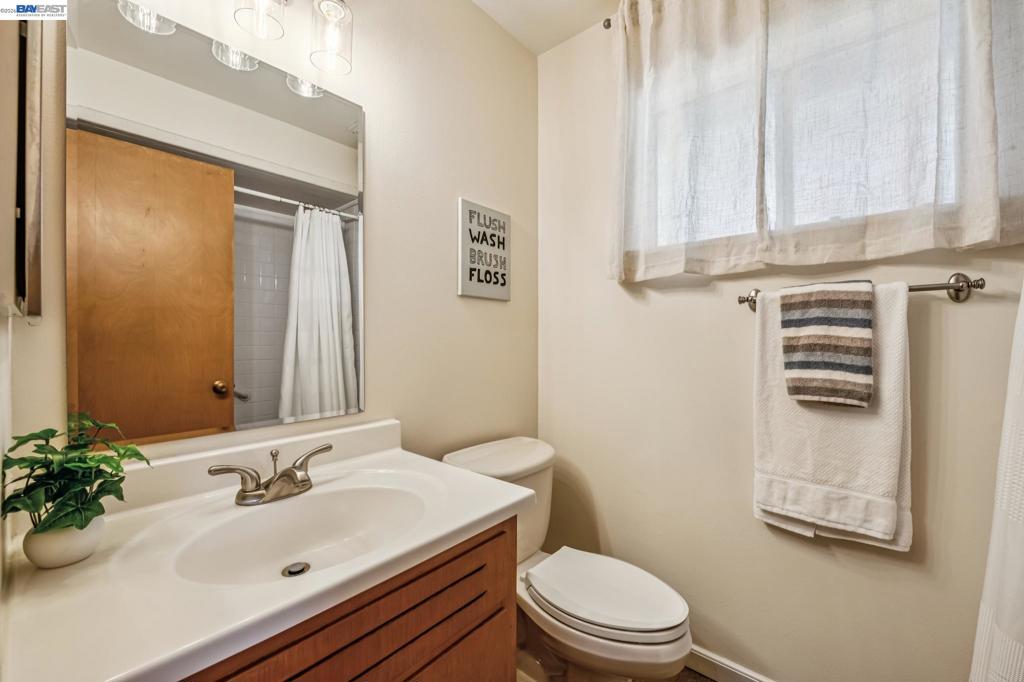 1500 Alameda D Property Photo 21