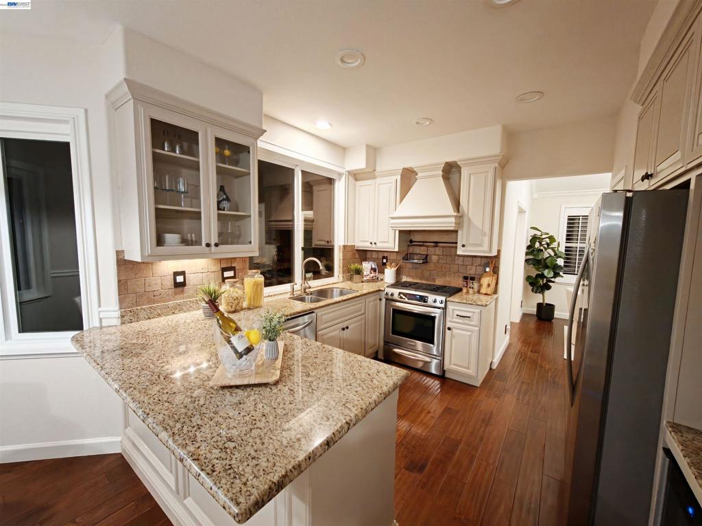 1577 Silverwood Ct Property Photo 11