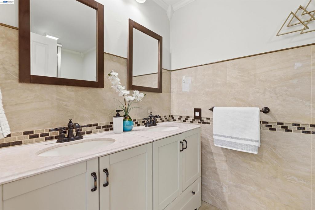 1577 Silverwood Ct Property Photo 40