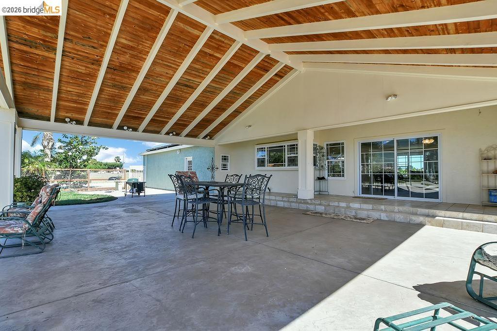 1700 Eureka Ave Property Photo 36