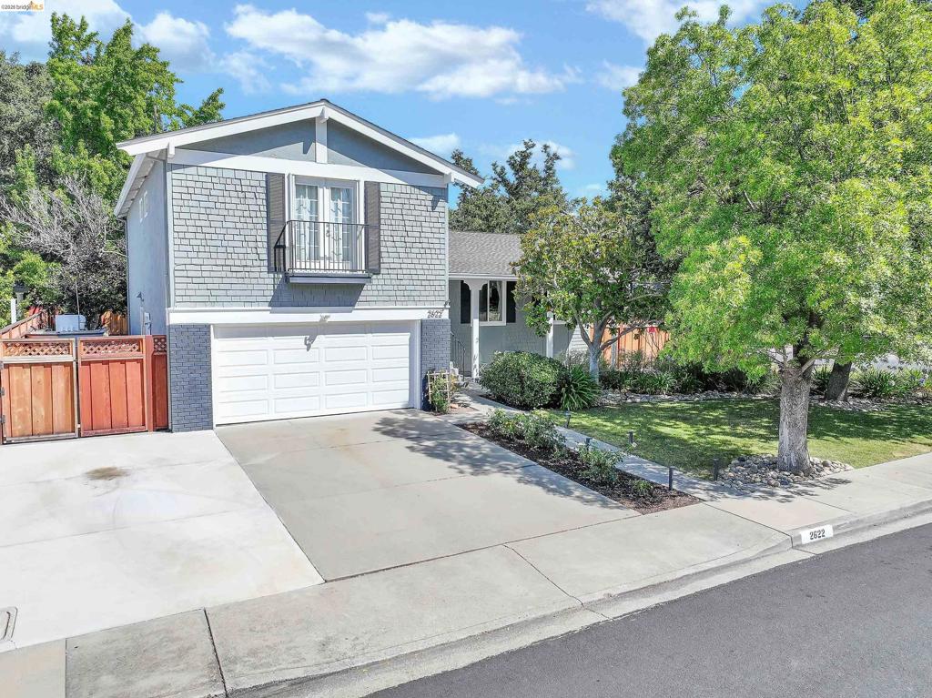 2622 Breton Pl Property Photo 2
