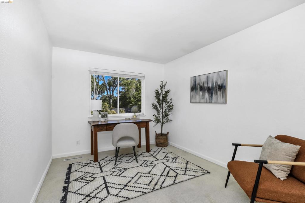 2622 Breton Pl Property Photo 16