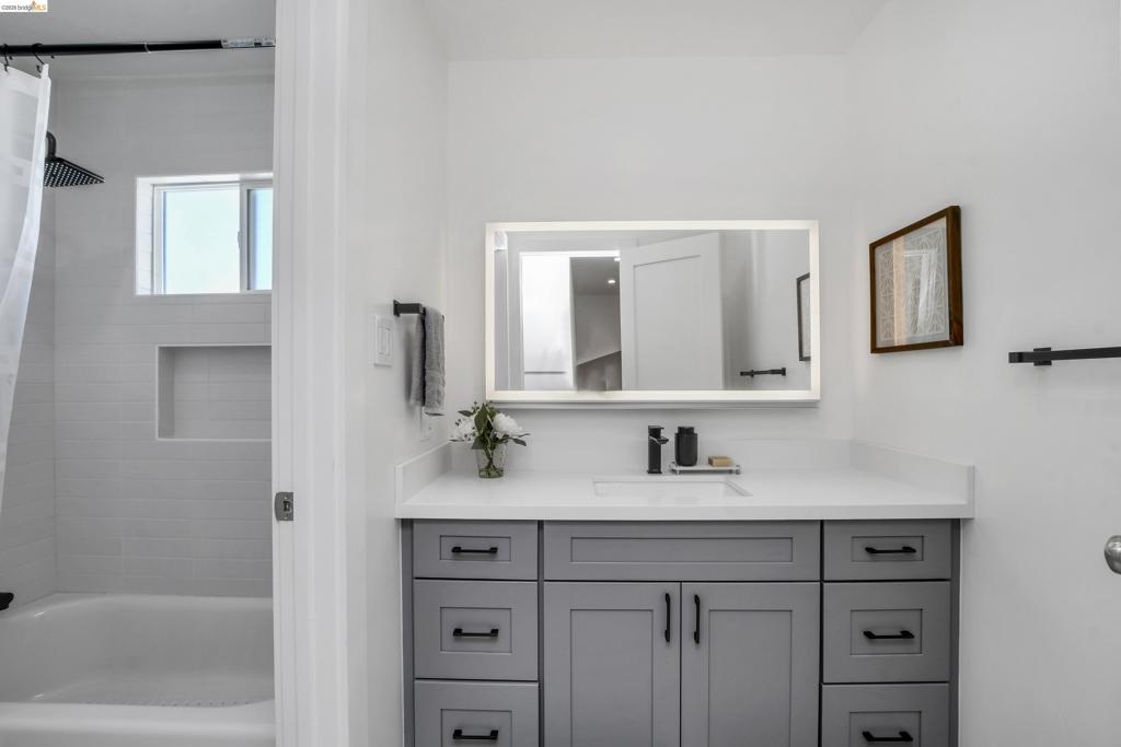 2622 Breton Pl Property Photo 20