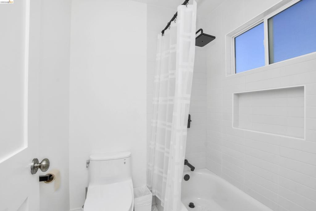 2622 Breton Pl Property Photo 21