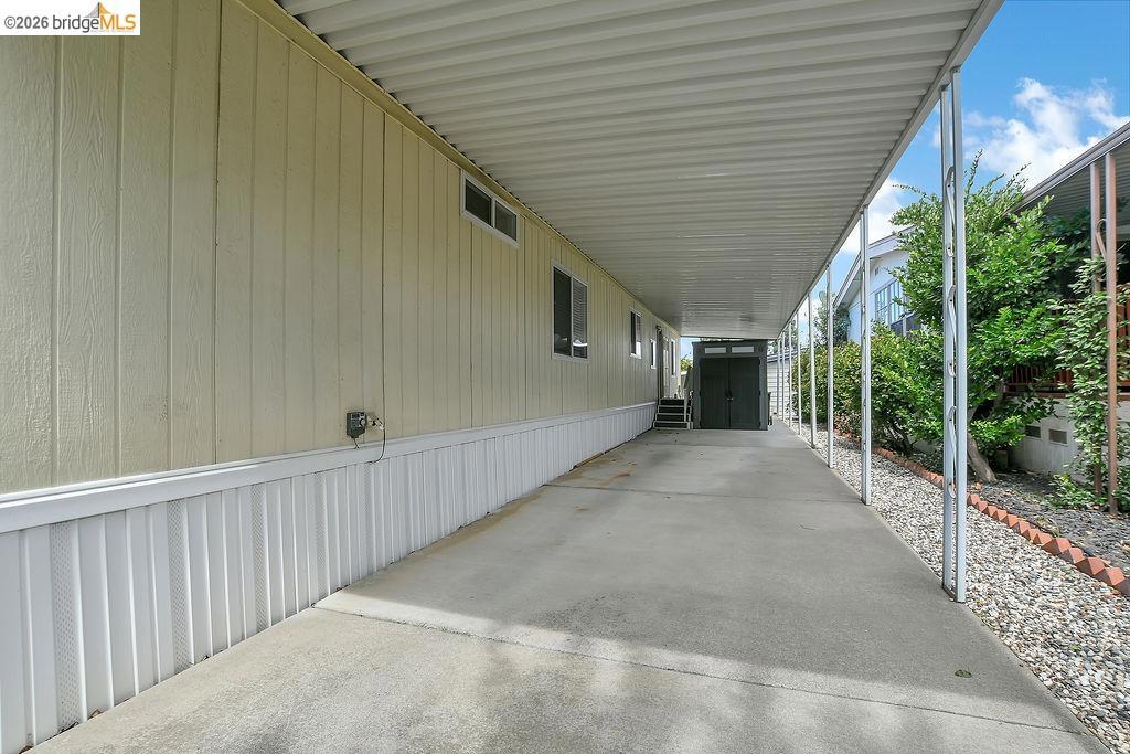 263 Coral Dr Property Photo 3