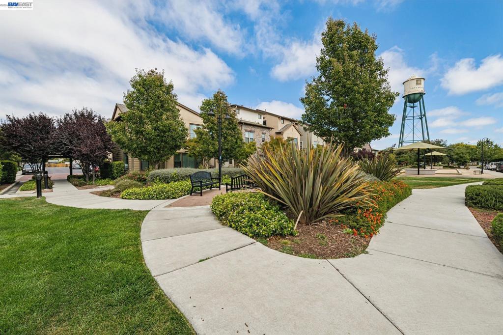503 Staccato Pl Property Photo 35