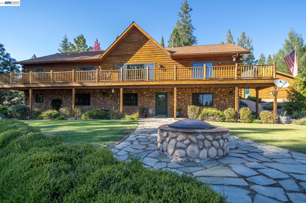 6775 Trailhead Ct Property Photo 1