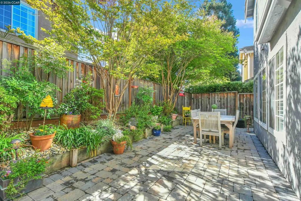280 Brady Street Property Photo 31