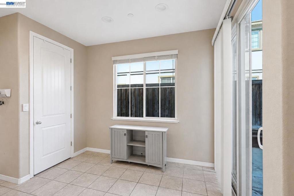 146 Halsey Way Property Photo 7