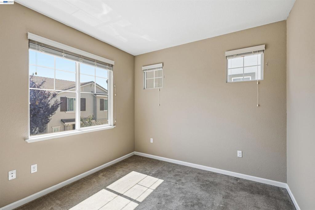 146 Halsey Way Property Photo 14