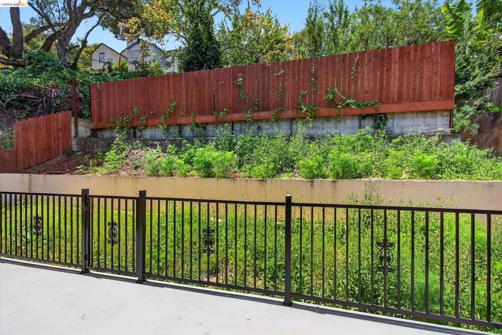 6105 Oakdale Ave Property Photo 31
