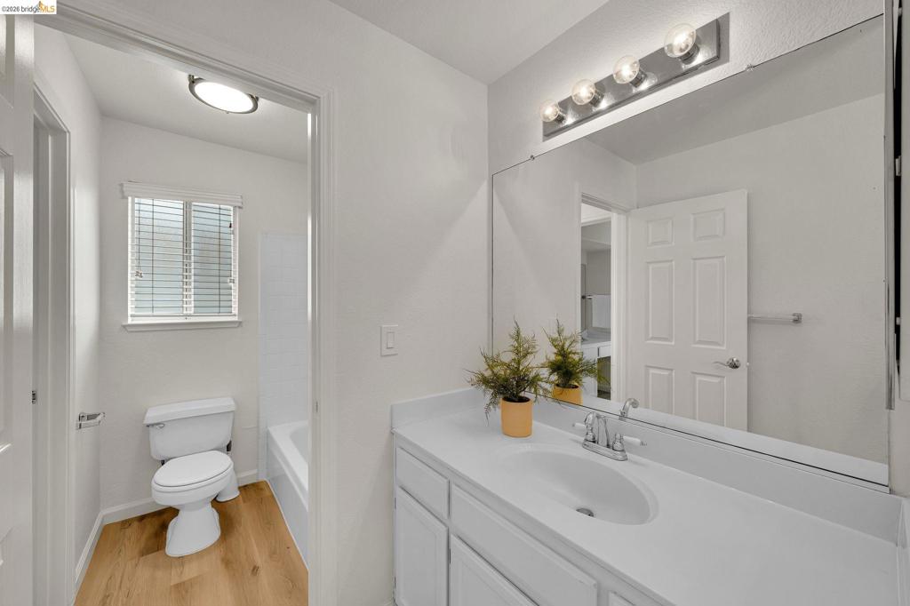 678 Cherry Tree Way Property Photo 26
