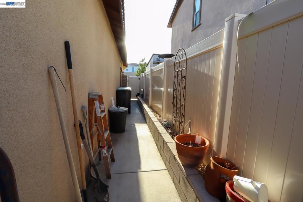 11560 Hanna St Property Photo 17