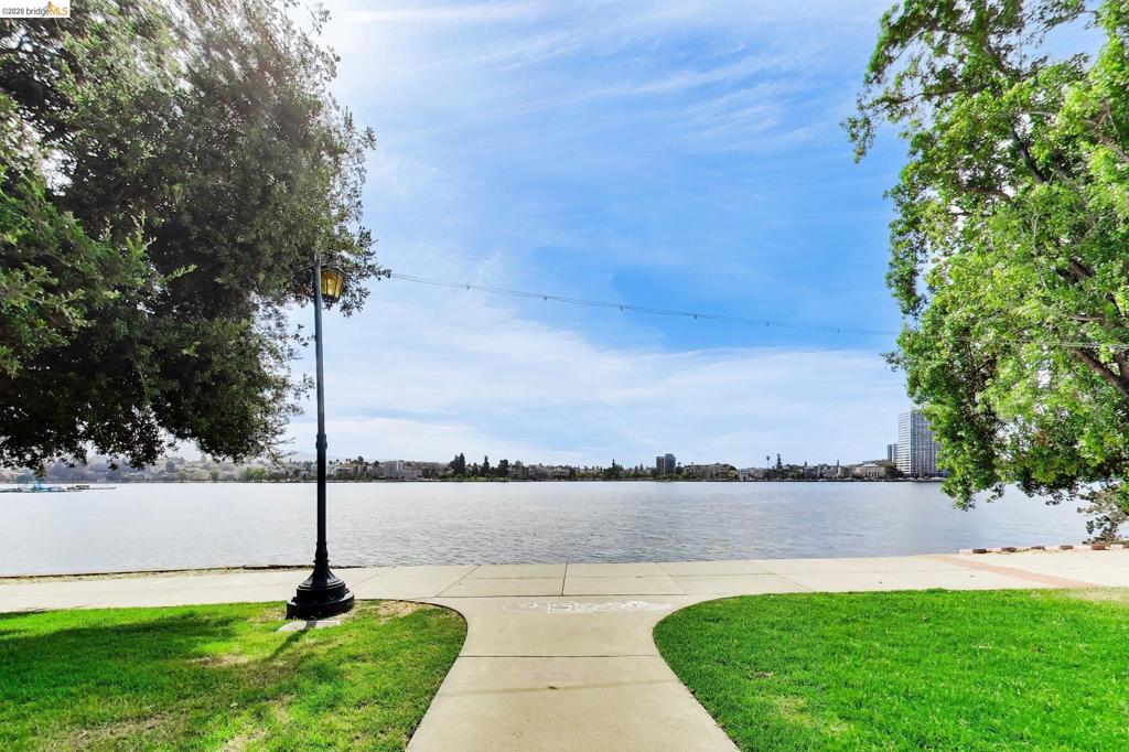 1 Lakeside Drive 410 Property Photo 66