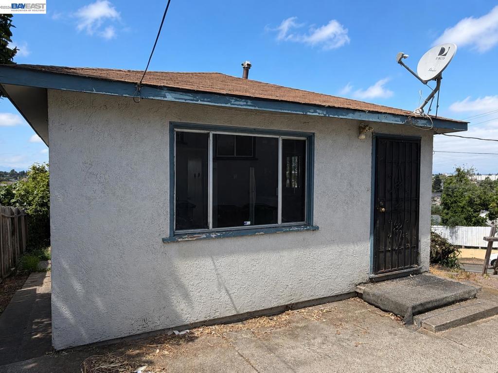 16701 Liberty Street Property Photo 3