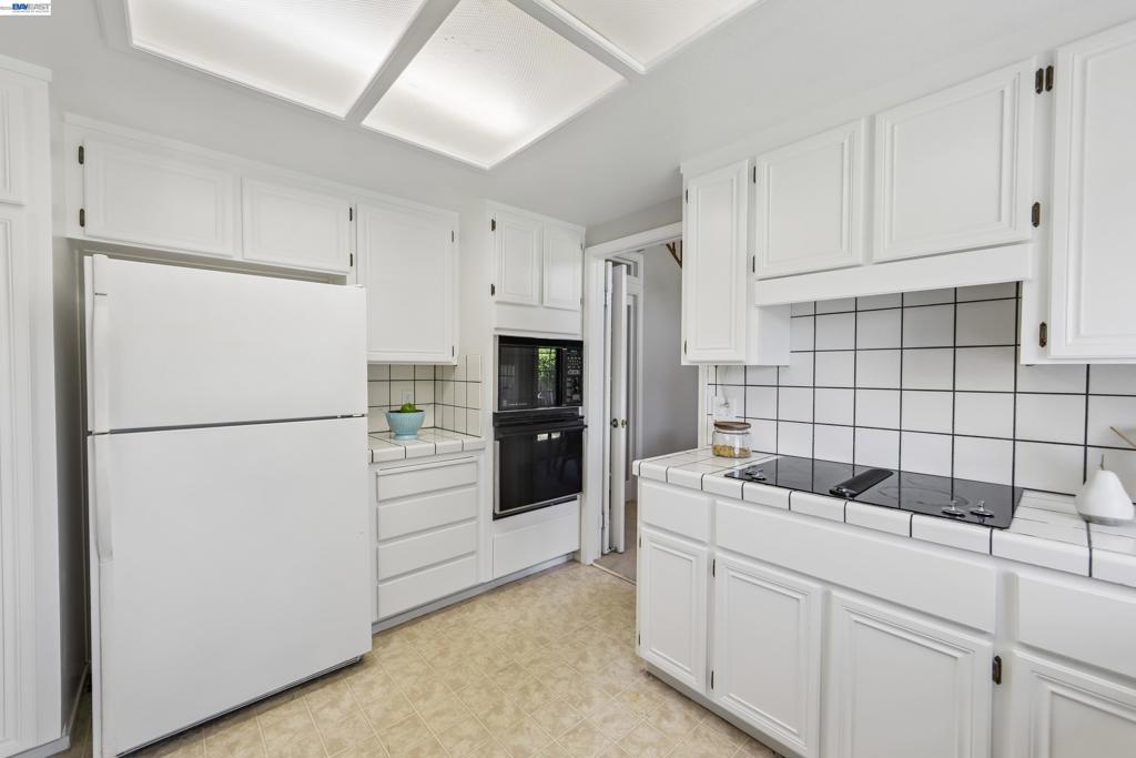 63 Sea Brg Property Photo 18