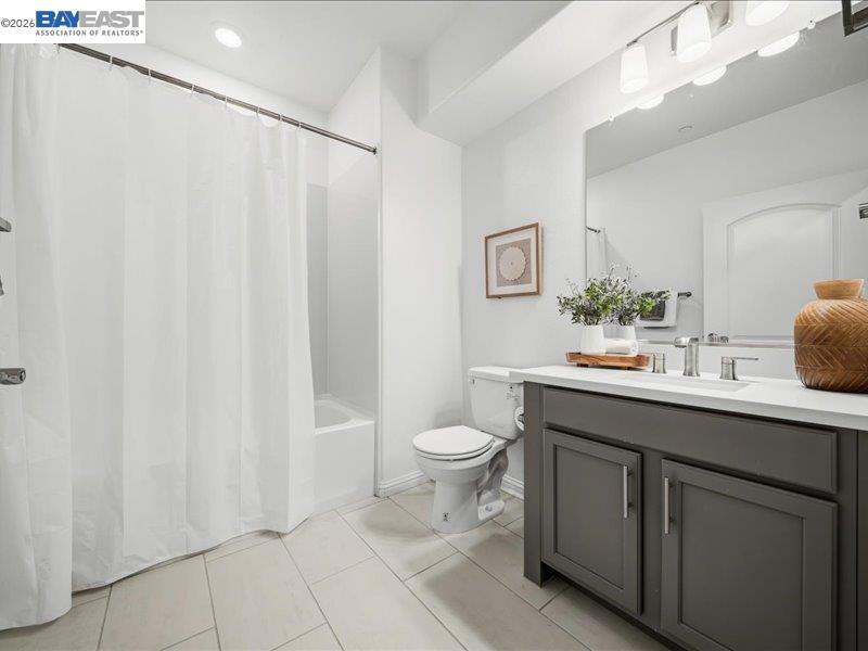 2802 Tradewind Ct Property Photo 27