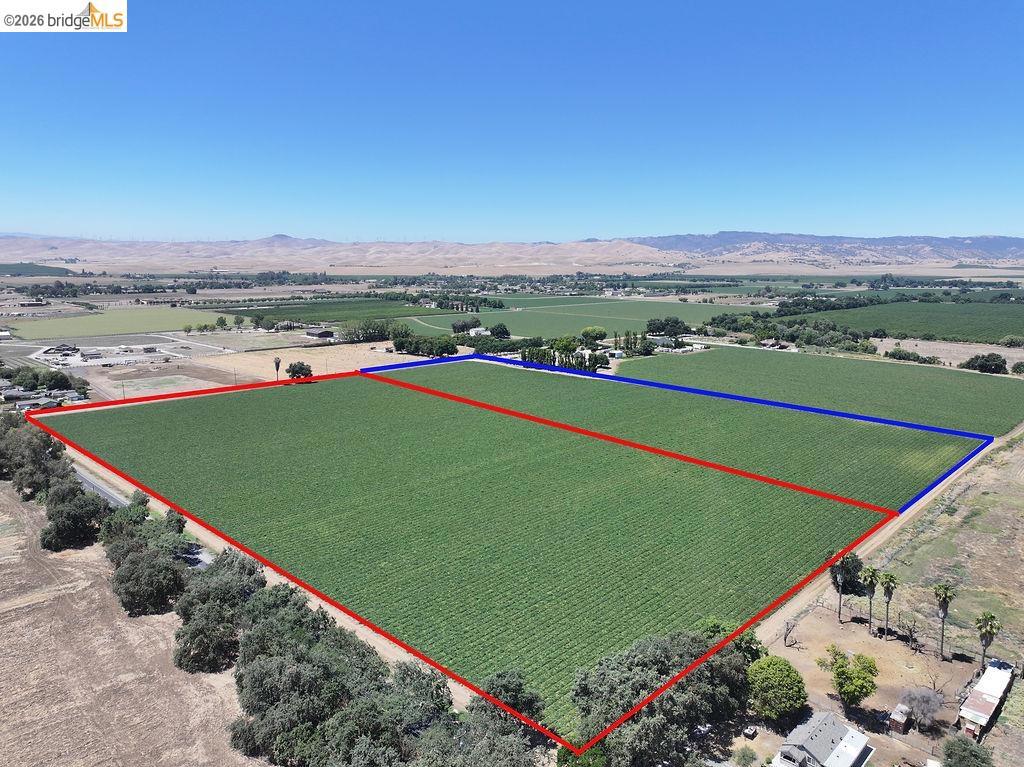 Bixler Rd Property Photo 8