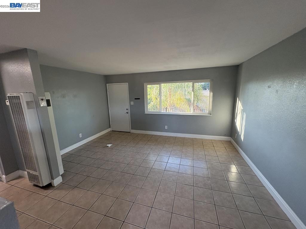 1050 Grand Ave. Property Photo 3