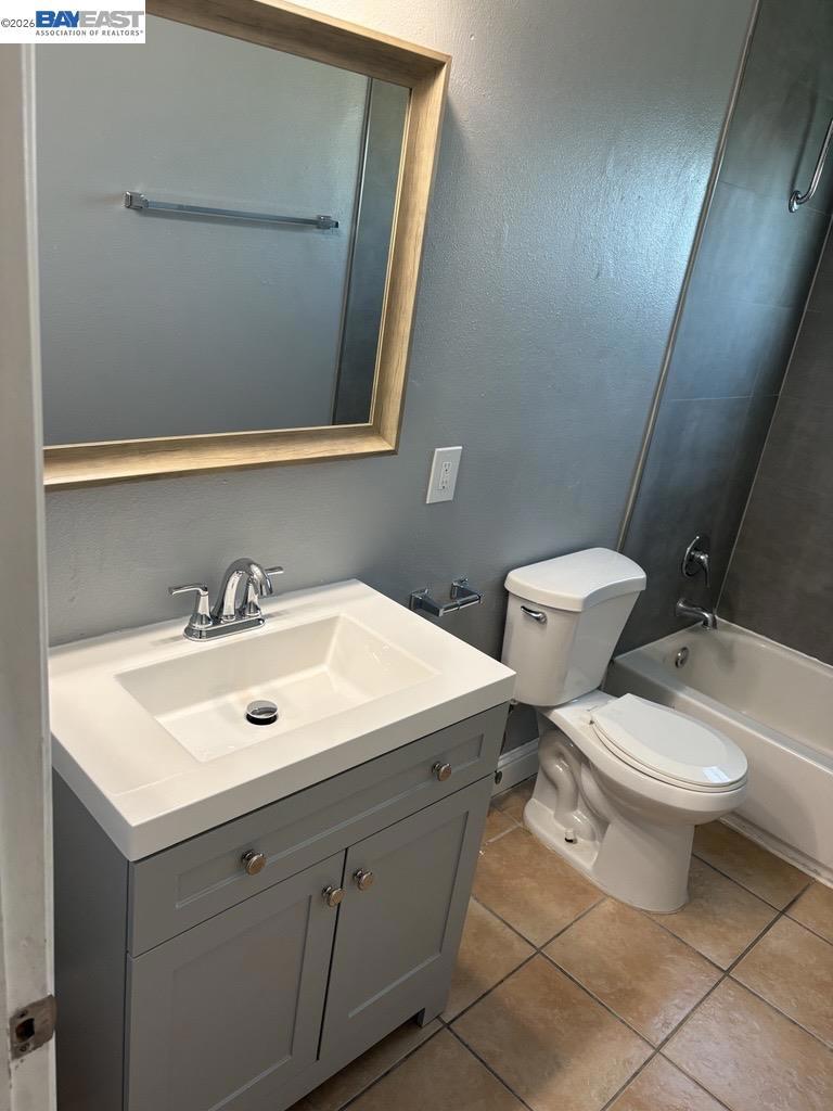 1050 Grand Ave. Property Photo 18