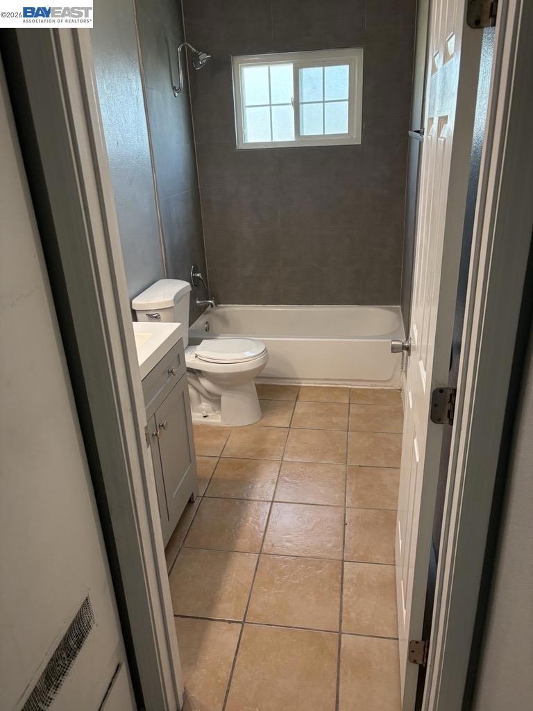 1050 Grand Ave. Property Photo 21