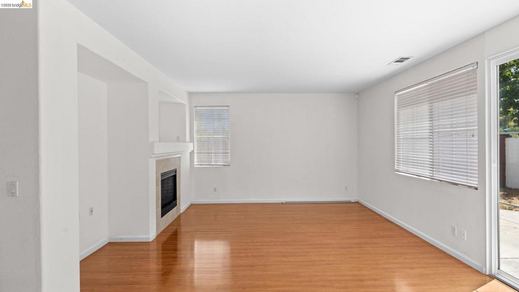 4504 Pony Court Property Photo 6