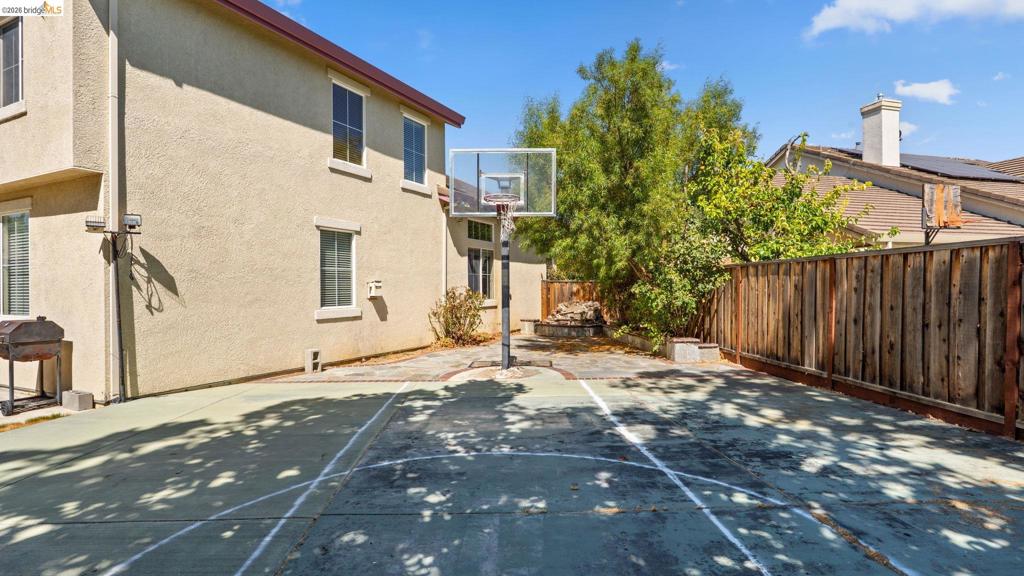 4504 Pony Court Property Photo 20