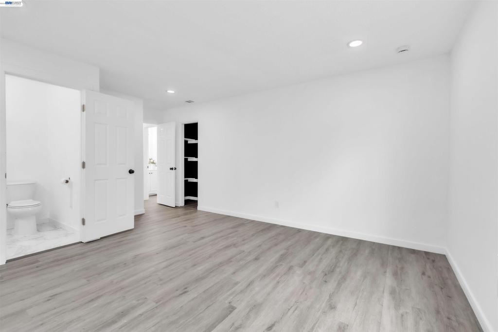 883 Inverness Ct Property Photo 19