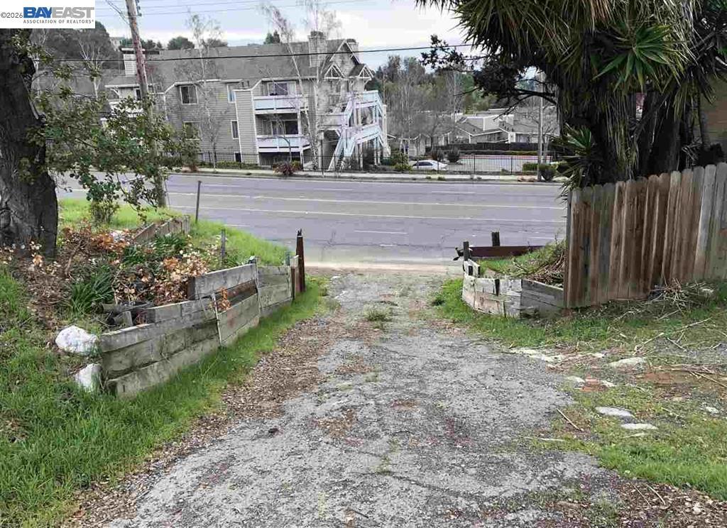 26660 Hayward Blvd Property Photo 14