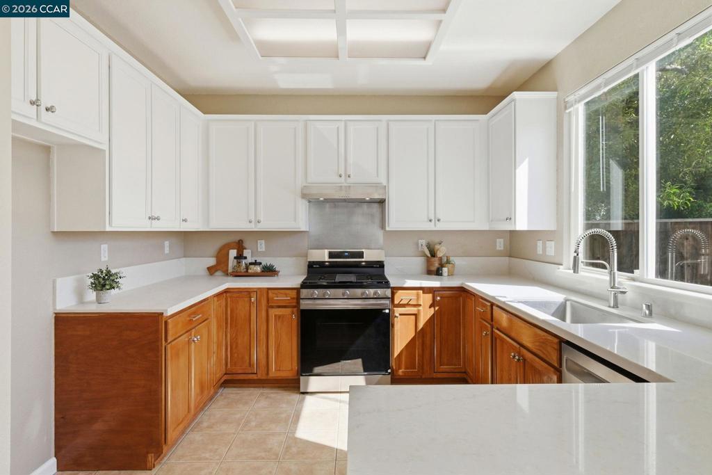 104 Sunpeak Dr Property Photo 15