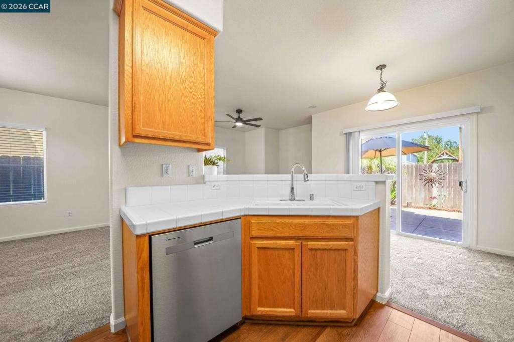 152 Gibson Ave Property Photo 15