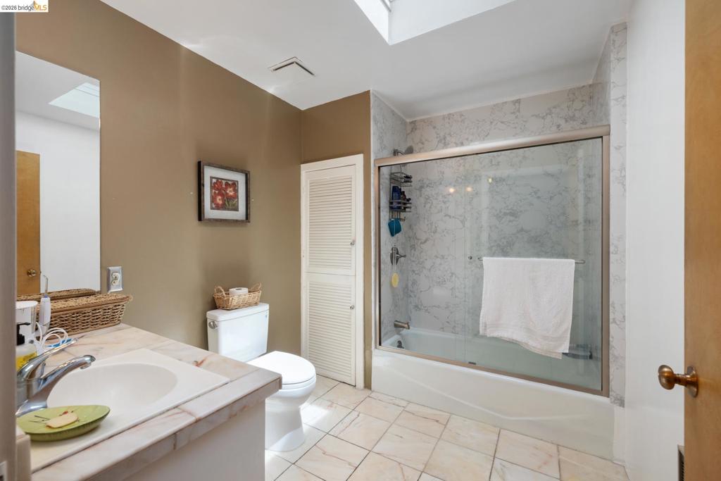 2915 Benvenue Ave C Property Photo 42