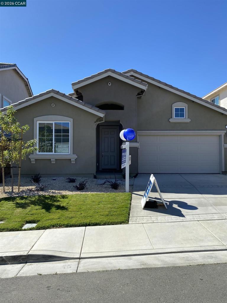 527 Yarrow Drive Property Photo 1