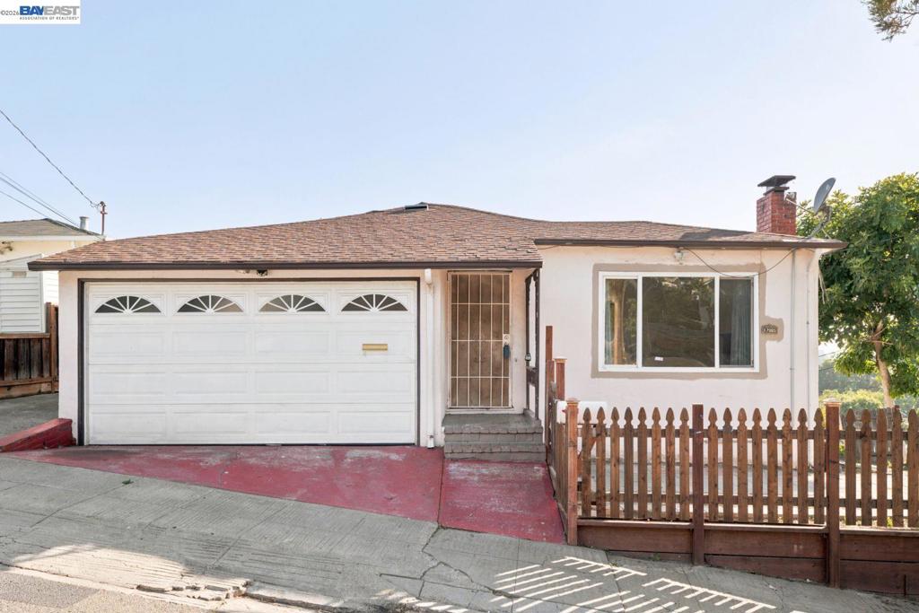 17005 Santa Fe St Property Photo 1