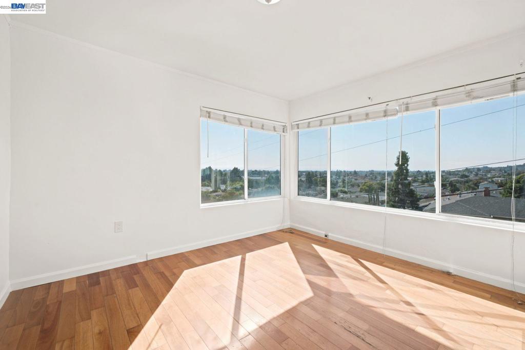 17005 Santa Fe St Property Photo 15