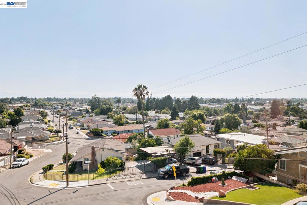 17005 Santa Fe St Property Photo 17
