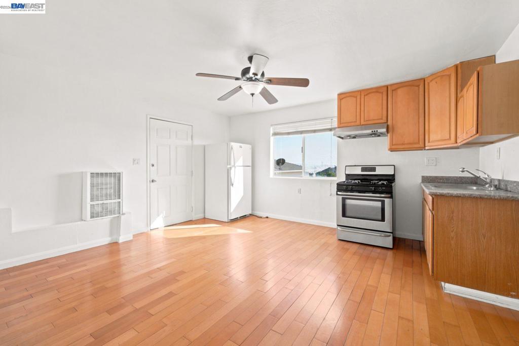 17005 Santa Fe St Property Photo 27