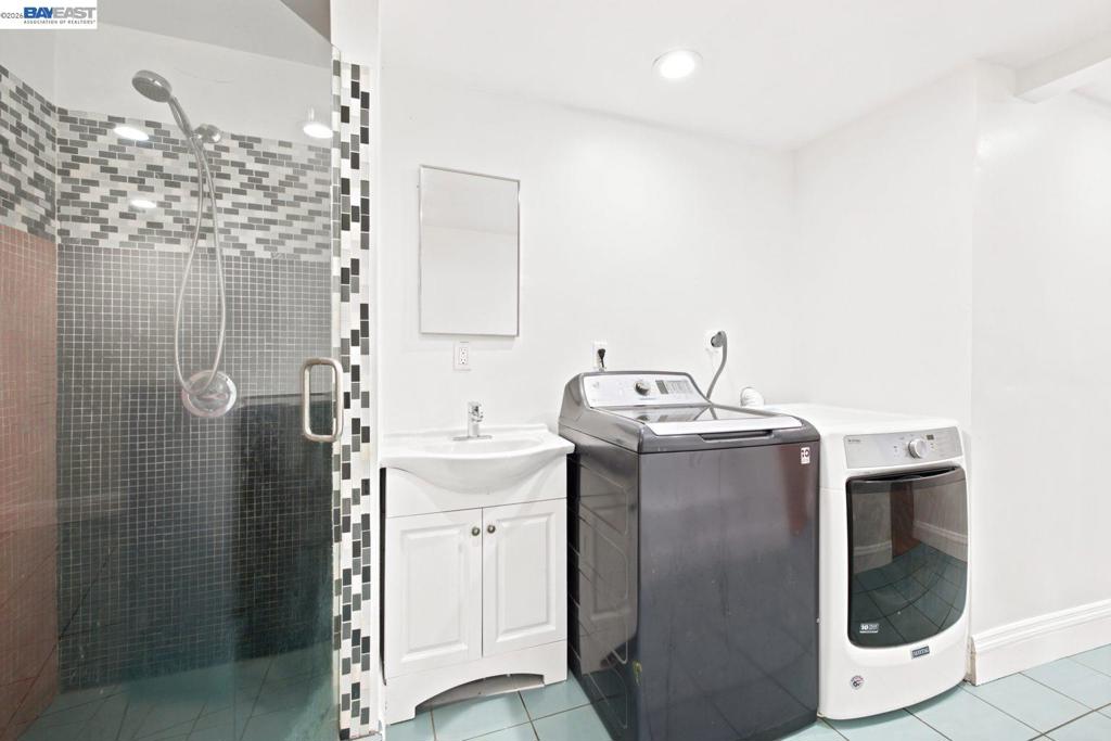 17005 Santa Fe St Property Photo 37
