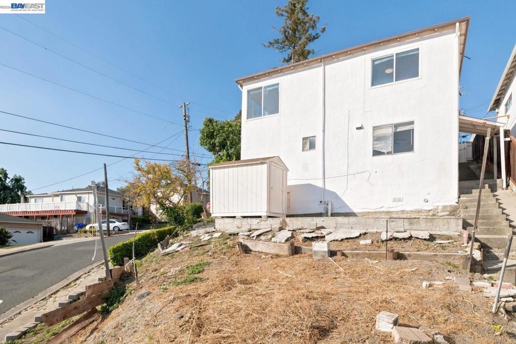 17005 Santa Fe St Property Photo 38
