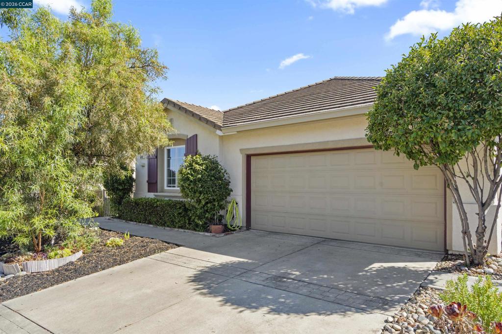 1641 Regent Dr Property Photo 33