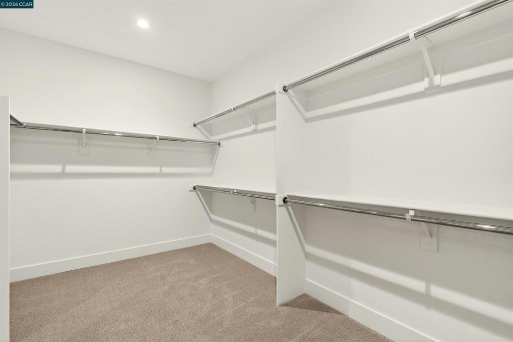 2201 Vandeleur Drive Property Photo 28