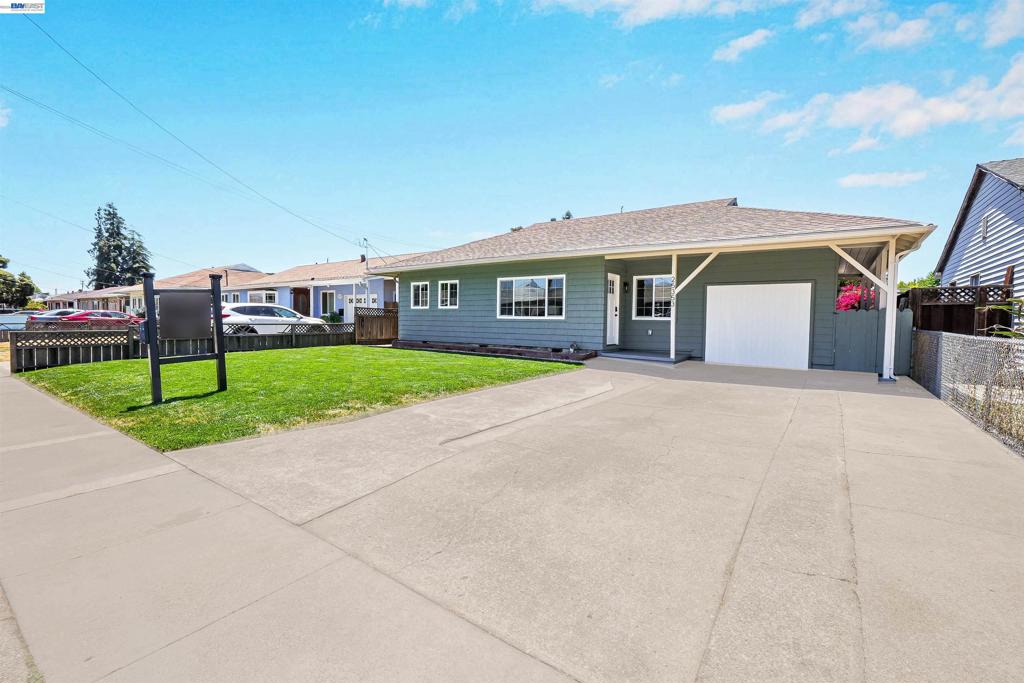 25353 Tarman Ave Property Photo 6