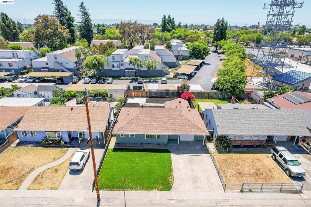 25353 Tarman Ave Property Photo 46