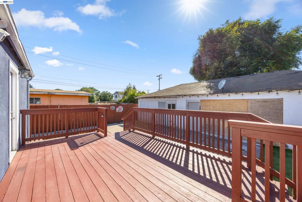 2909 21st Property Photo 26