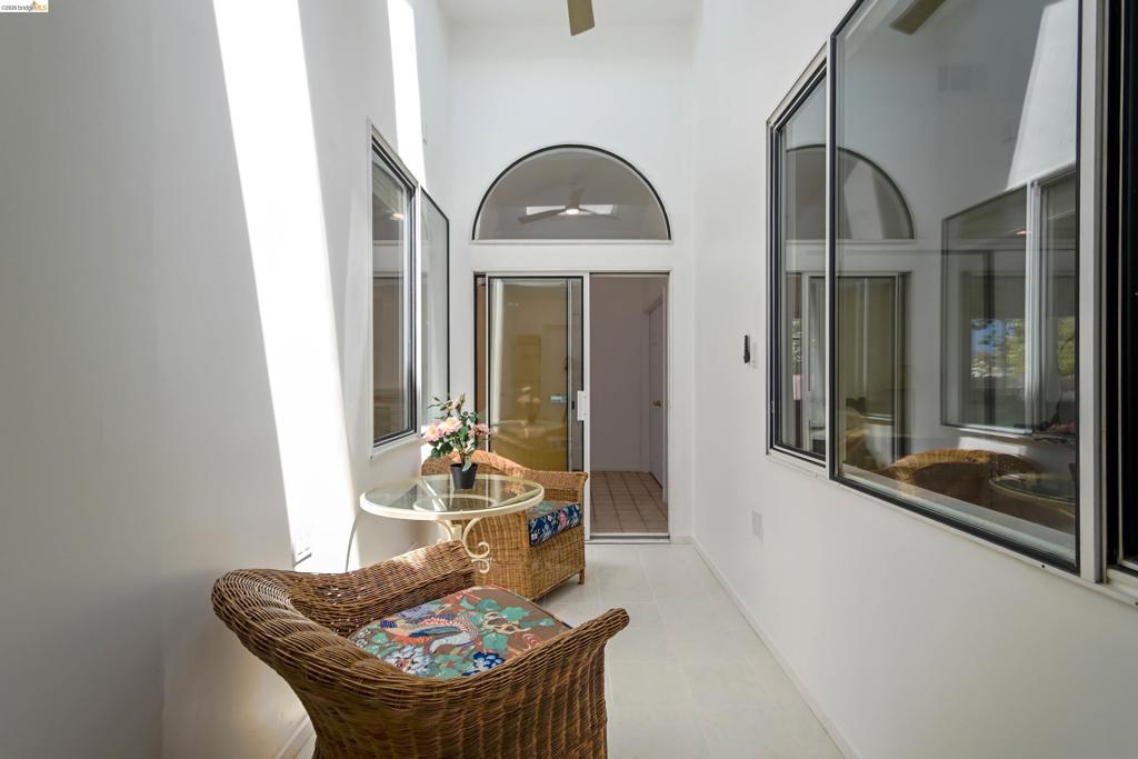 240 Seabury St. Property Photo 25