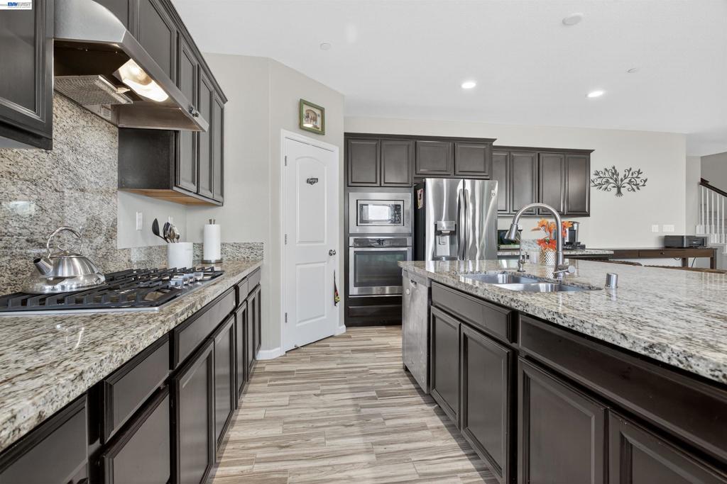 1787 Branson Court Property Photo 12