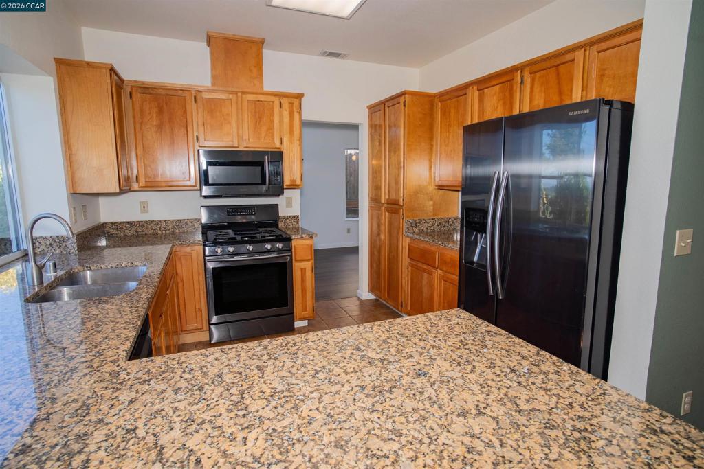 116 Bayhurst Dr Property Photo 9
